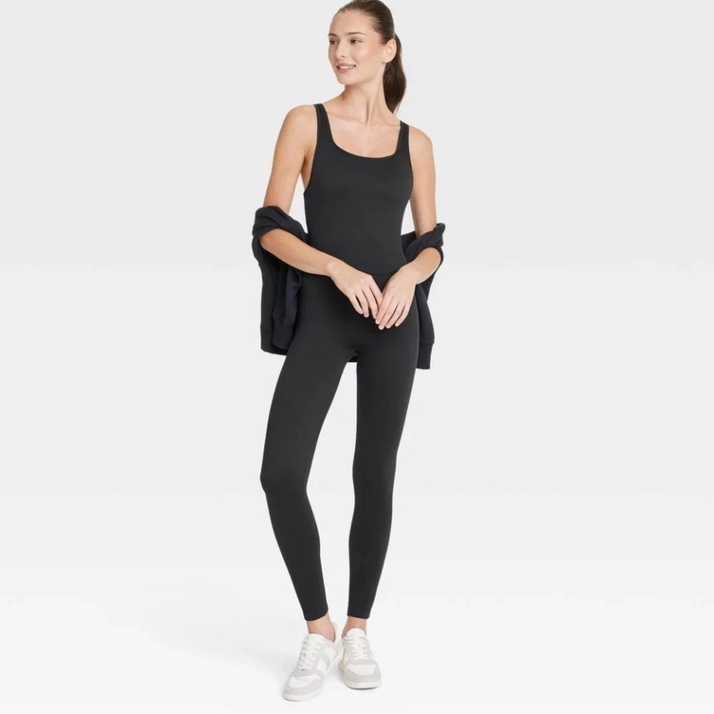 All in Motion Black Activewear Workout Yoga Bodysuit or jumpsuit size Medium